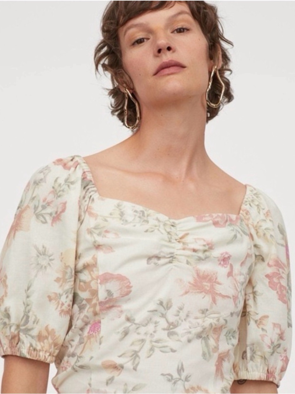 H&M Cream Puff-Sleeve Floral Square Neck Blouse